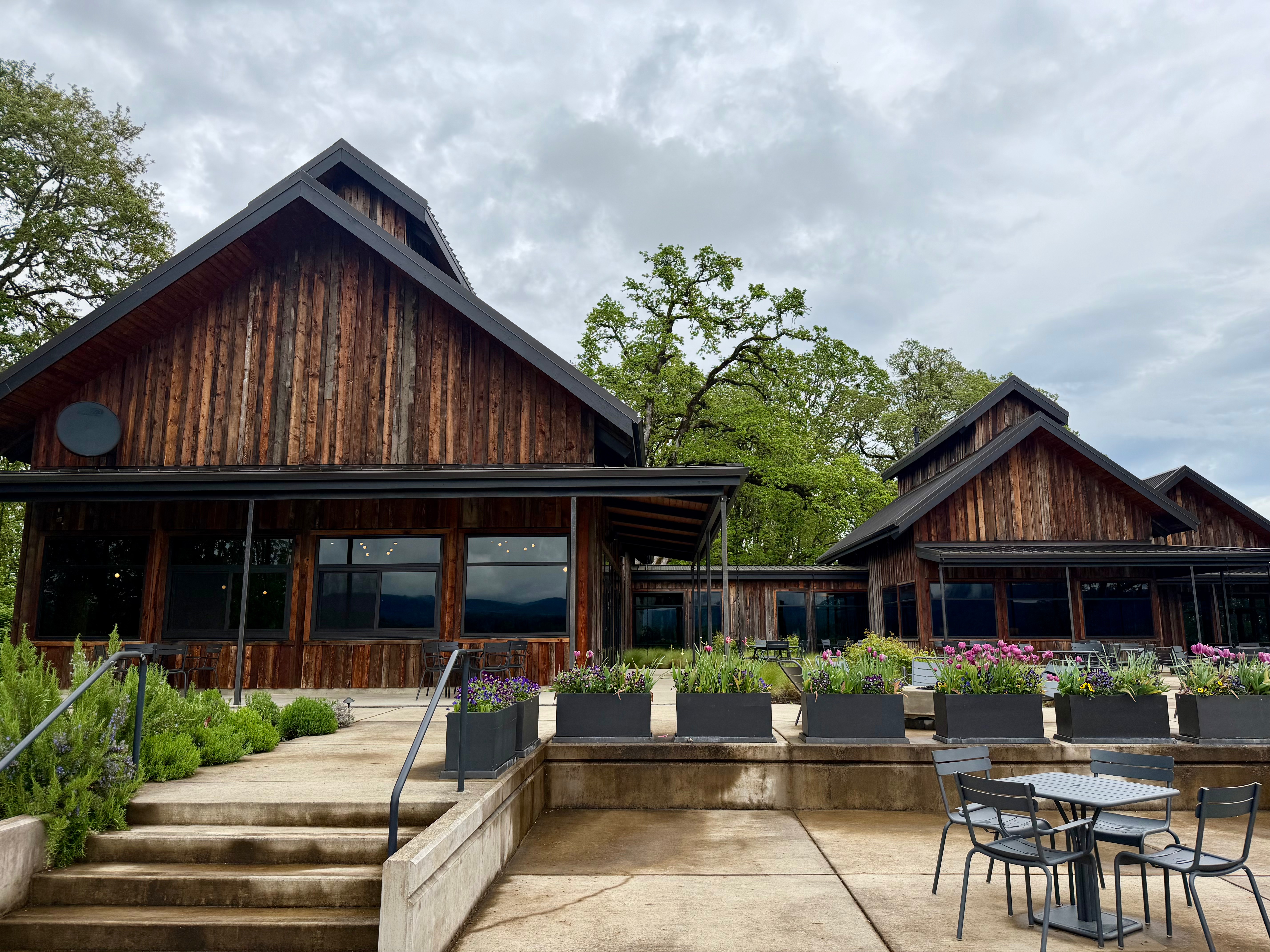 2 stand-out willamette valley wineries: abbey road farm & résonance
